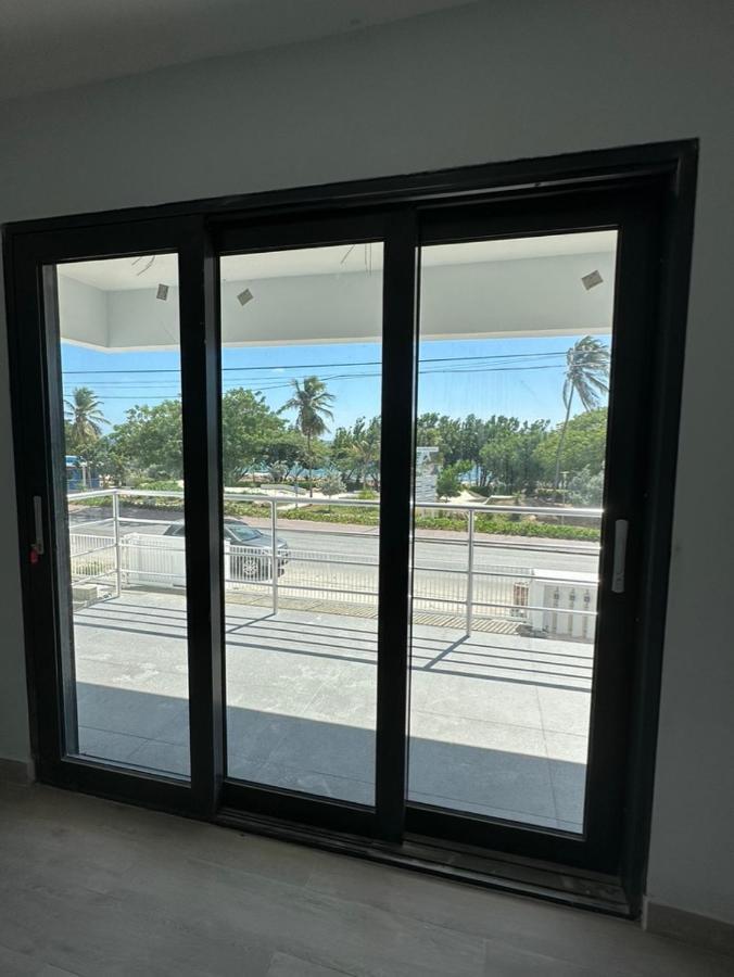 Whitehouse Boulevard, Close To Mambo Beach And City Centre Apartment Willemstad Exterior foto