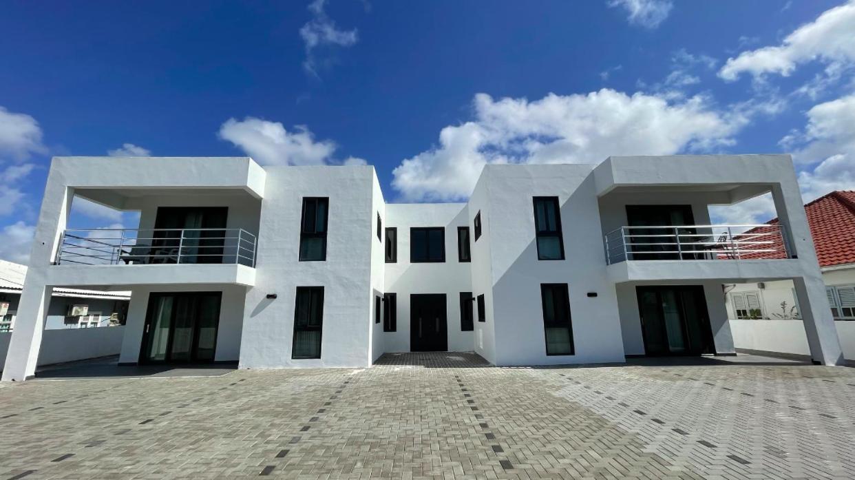Whitehouse Boulevard, Close To Mambo Beach And City Centre Apartment Willemstad Exterior foto