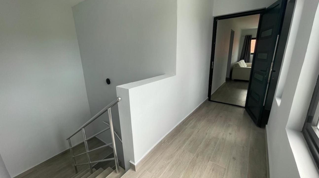 Whitehouse Boulevard, Close To Mambo Beach And City Centre Apartment Willemstad Exterior foto